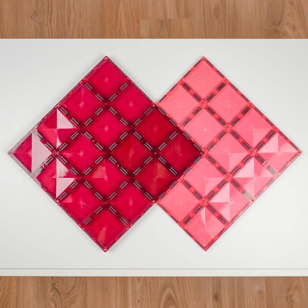 CONNETIX - Pastel Pink & Berry Base Plate 2 pc