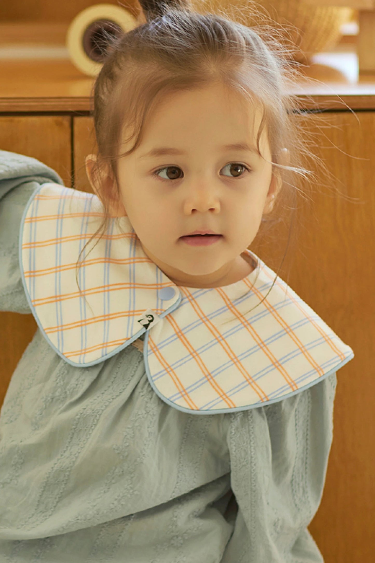Konny - Bib Piped Edge (0-2Y)