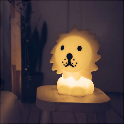 Mr Maria Lion First Light (30cm)