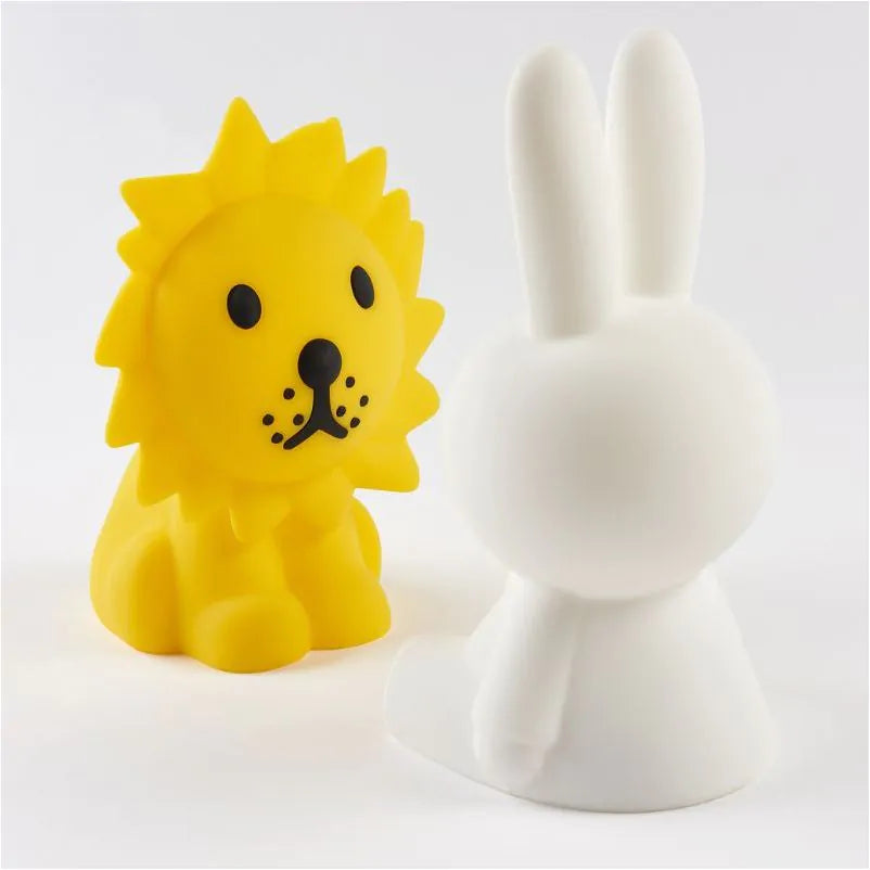 Mr Maria Lion First Light (30cm)