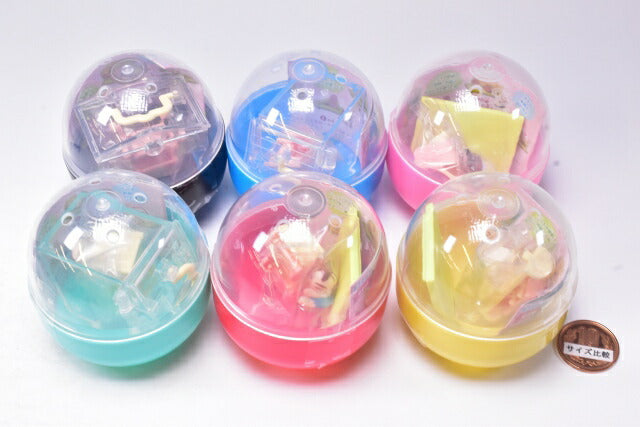 Sylvanian Families - Decorative Baby House and Garden Toy Capsule Blind Box