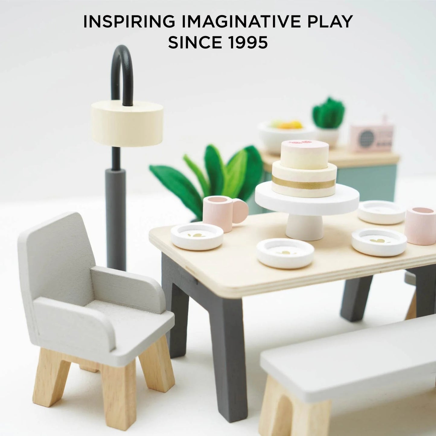 LE TOY VAN - Wooden Dolls House Dining Room -18 piece