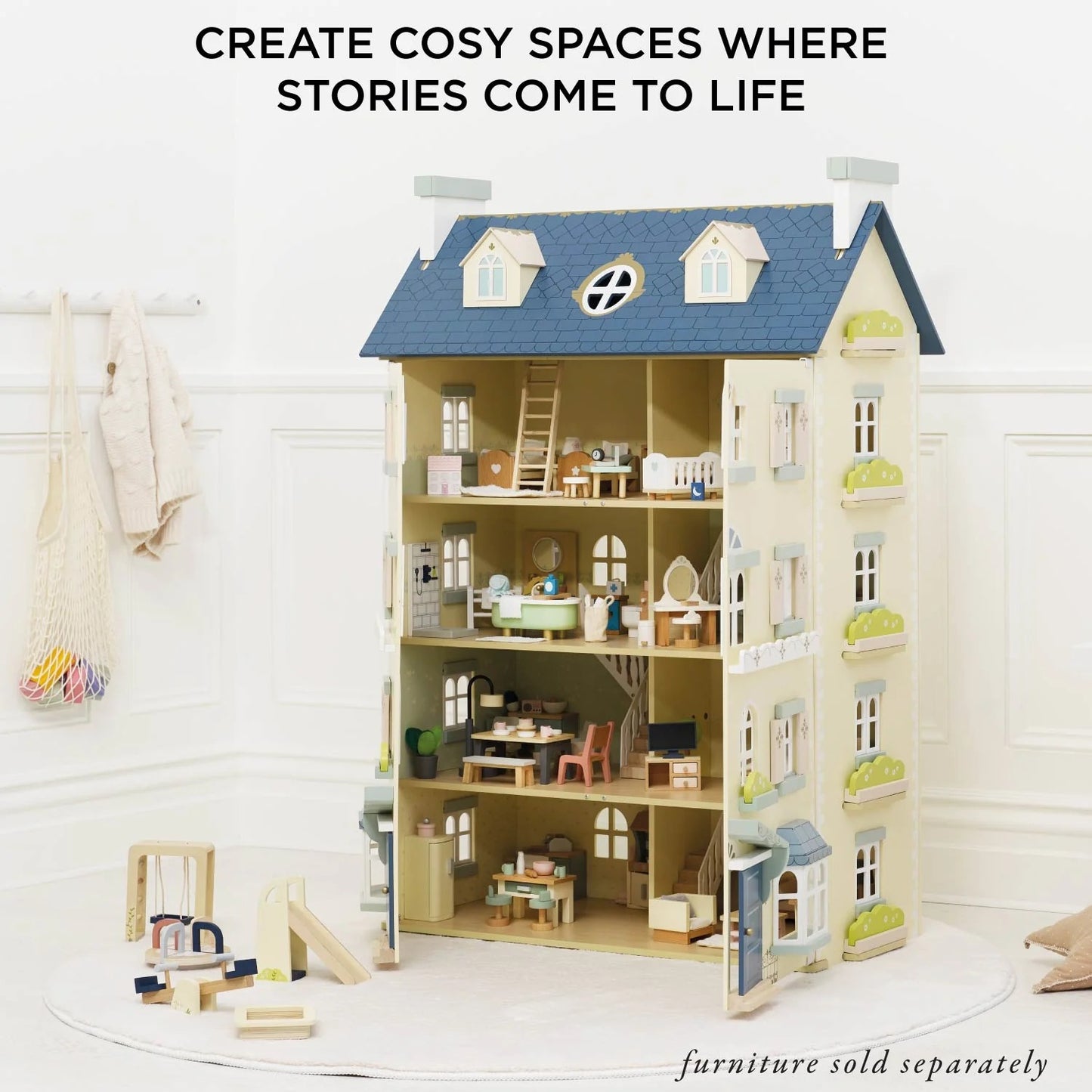 LE TOY VAN - Palace Wooden Dolls House