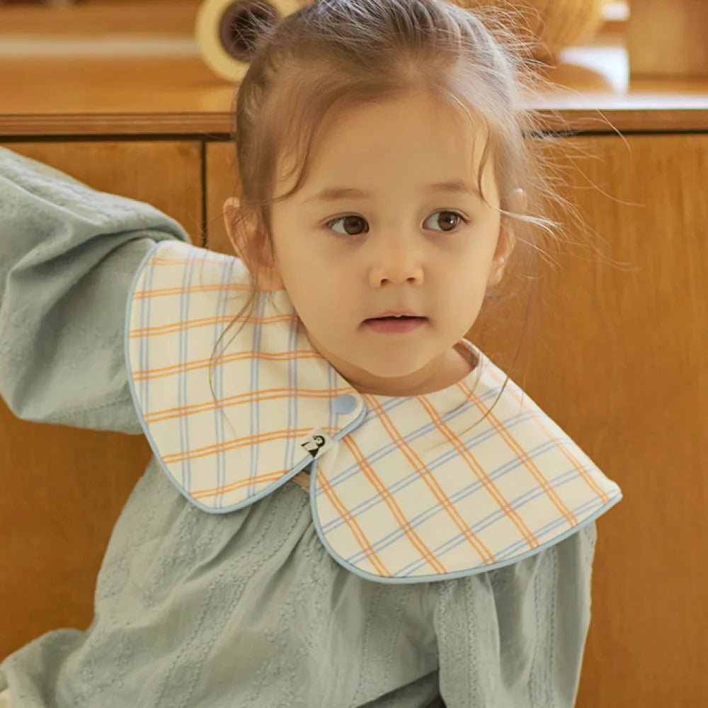 Konny - Bib Piped Edge (0-2Y)